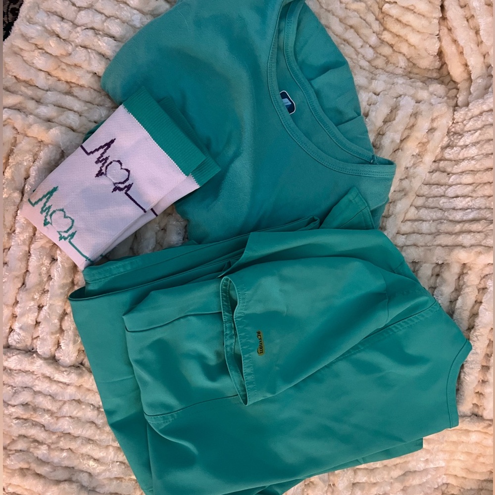 Ladies scrub set